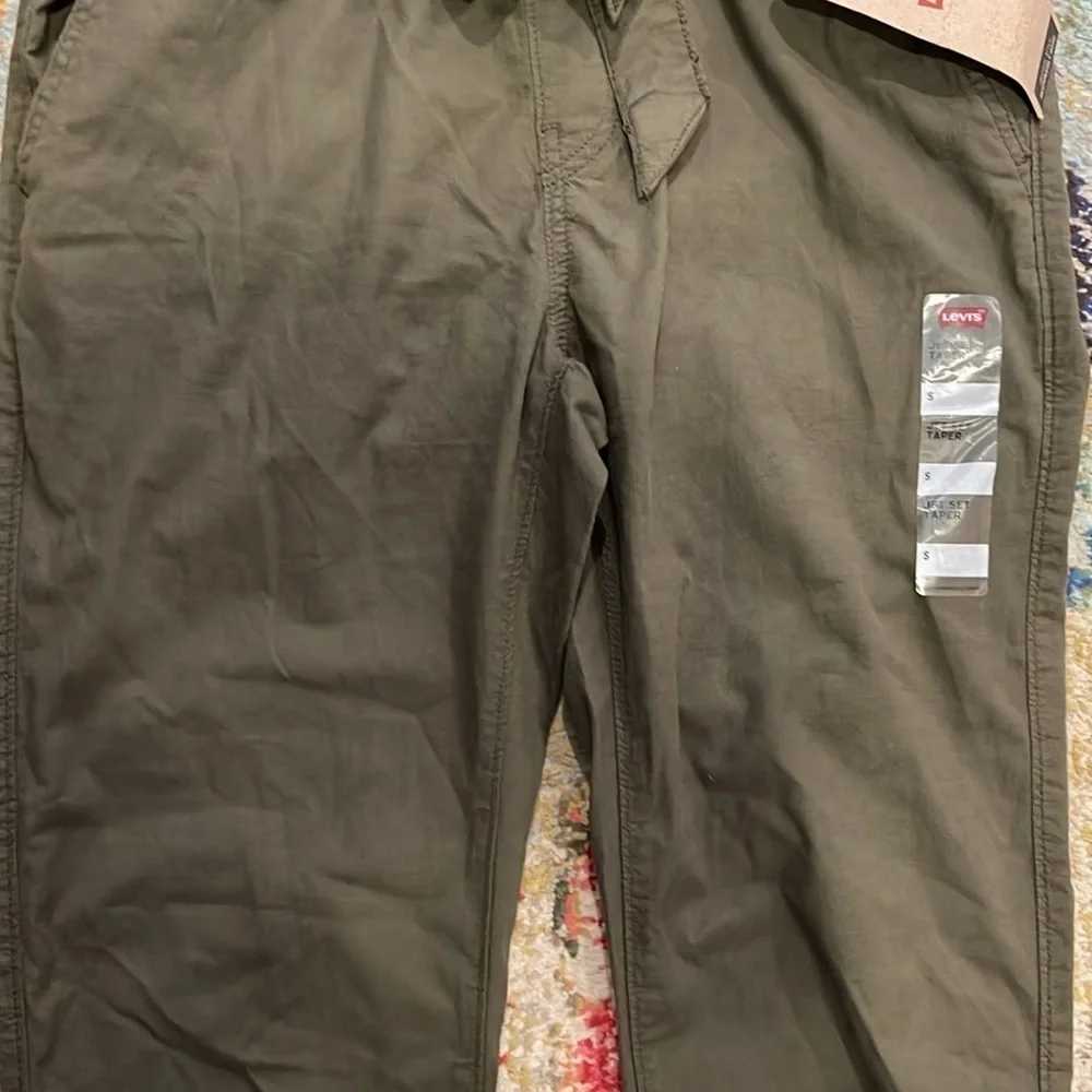 Levi’s Green Jet Set Taper Jogger Pant